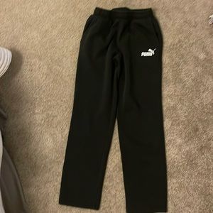 Men’s puma sweatpants Medium